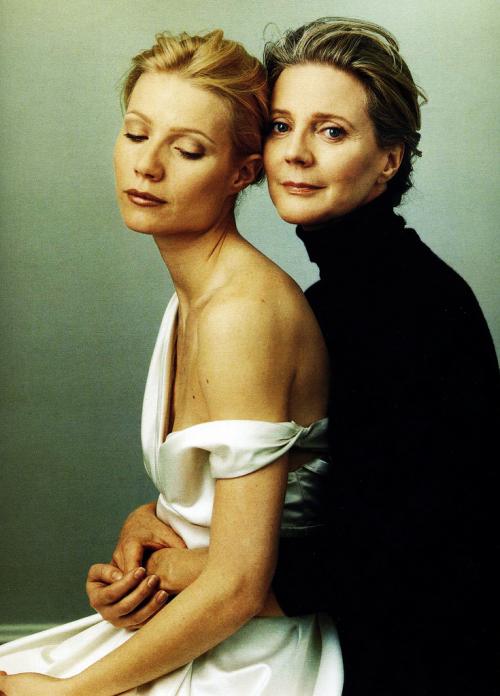 Самые впечатляющие фото звезд Энни Лейбовиц