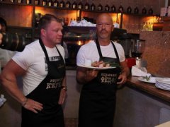 Бондарчук переквалифицировался в шашлычники