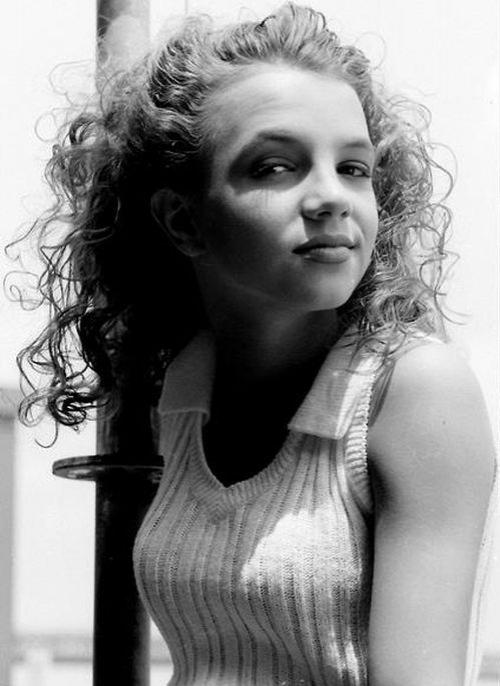 В сети оказались ранее не публиковавшиеся фото 13-летней Бритни Спирс