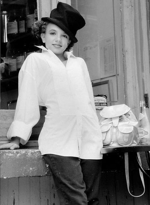 В сети оказались ранее не публиковавшиеся фото 13-летней Бритни Спирс