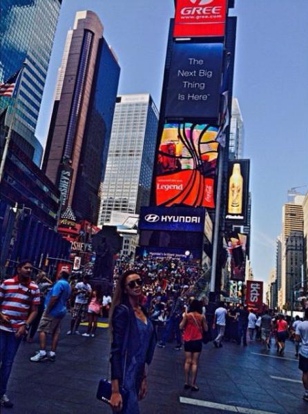 Где и как проводят летний отпуск российские знаменитости