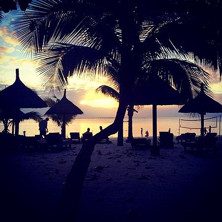 Где и как проводят летний отпуск российские знаменитости