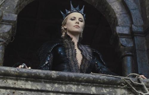 7 самых сексуальных кинозлодеек