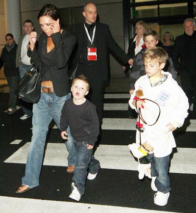 Звезды, рожавшие при помощи кесарева сечения