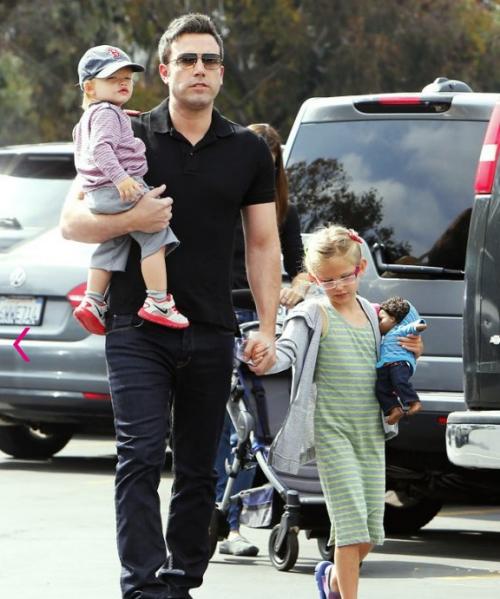 Орландо Блум и еще 10 образцовых папаш Голливуда