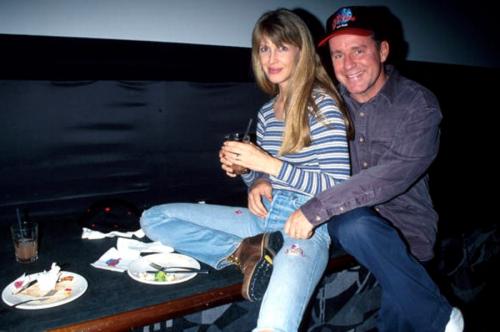 Знаменитости, чьи возлюбленные покончили с собой