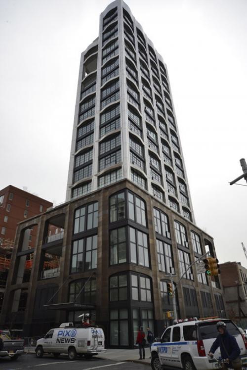 Знаменитости, чьи возлюбленные покончили с собой