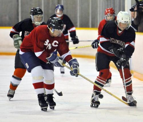 Старики отыграли хоккейный турнир в Канаде