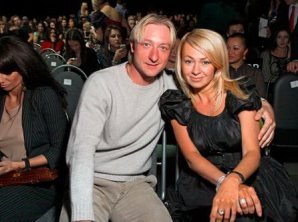 Знаменитости, которые зарабатывают больше своих мужчин