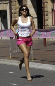 Австралийки побили мировой рекорд по бегу на шпильках