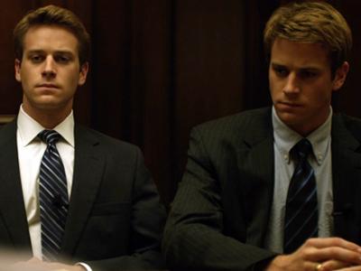 Звезды, исполнившие разные роли в одном фильме