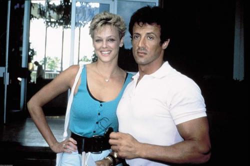 Знаменитости с неизлечимыми заболеваниями, ставшие успешными