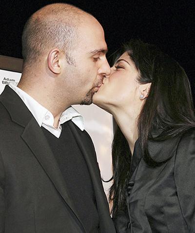 Самые страстные и необычные звездные поцелуи. Часть 1