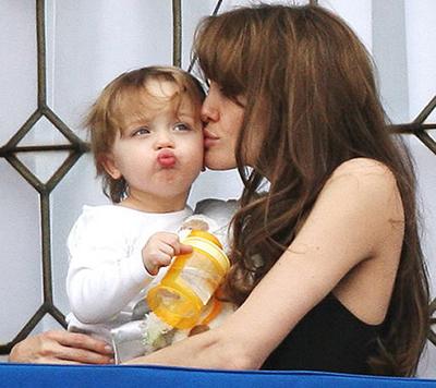 Самые страстные и необычные звездные поцелуи. Часть 1