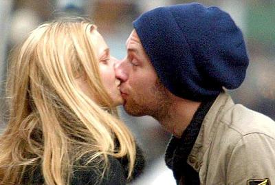 Самые страстные и необычные звездные поцелуи. Часть 1