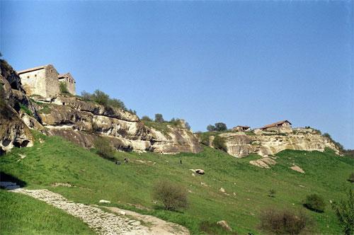 Последние жители «пещерного города» Чуфут-Кале покинули его более века назад