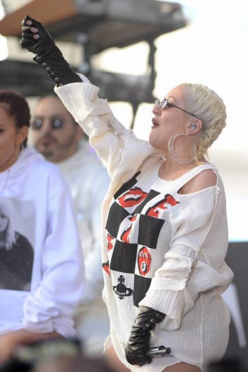 Как изменилась фигура знаменитых красавиц после родов