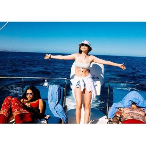 Как изменилась фигура знаменитых красавиц после родов