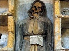 Выставка мумий капуцинов — экскурсия не для слабонервных