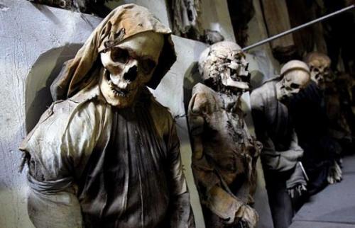 Выставка мумий капуцинов — экскурсия не для слабонервных