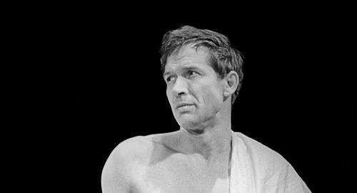 Знаменитости, которых мы потеряли в 2019 году (часть 1)