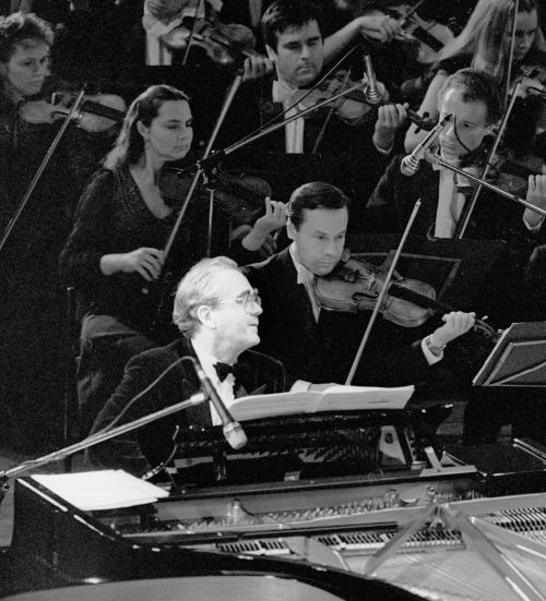 Знаменитости, которых мы потеряли в 2019 году (часть 1)