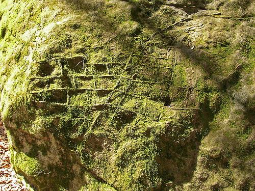 Природные образования, похожие на творения рук человеческих