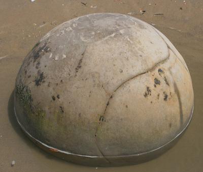 Природные образования, похожие на творения рук человеческих