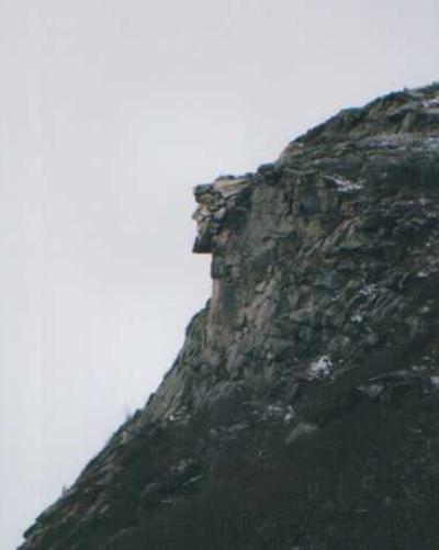 Природные образования, похожие на творения рук человеческих