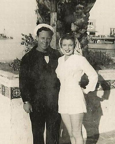 Редкие фотографии всемирно известных звезд. Часть 13