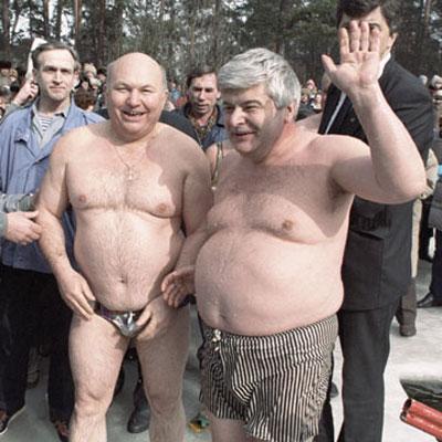 Политика с голым торсом