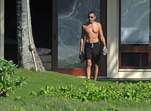 Политика с голым торсом