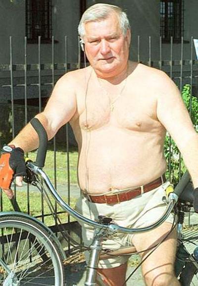 Политика с голым торсом