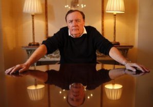 Forbes назвал самых богатых писателей