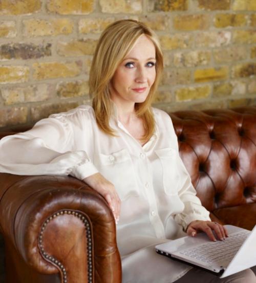 Forbes назвал самых богатых писателей