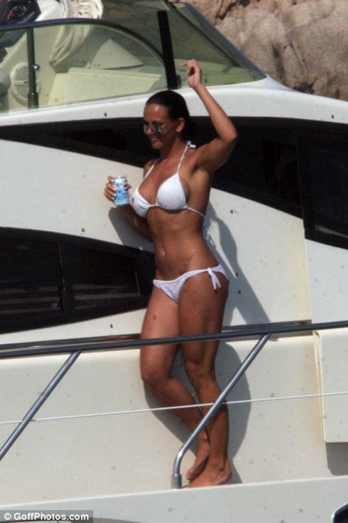 Криштиану Роналду забыл о футболе в объятиях подруги