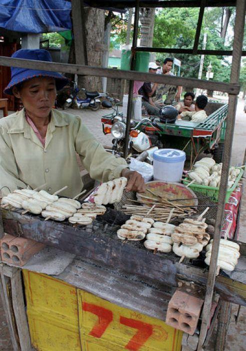 Экзотический фаст-фуд на улицах мира