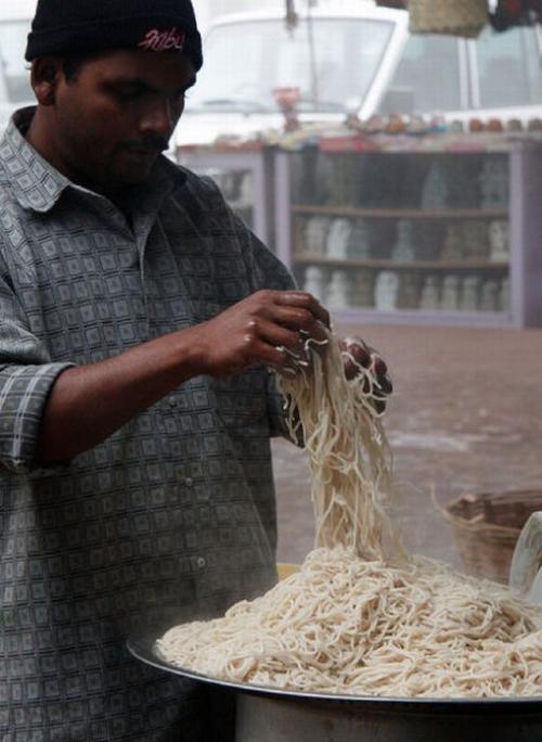 Экзотический фаст-фуд на улицах мира