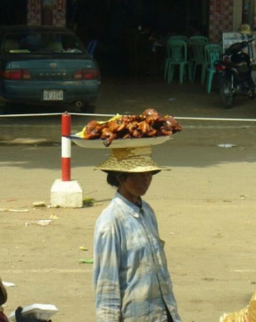 Экзотический фаст-фуд на улицах мира
