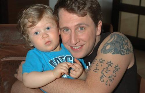 Татуировки российских звезд, которые мало кто видел