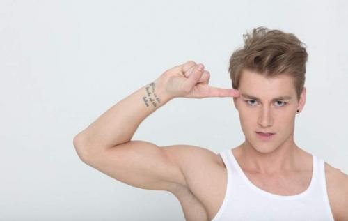 Татуировки российских звезд, которые мало кто видел