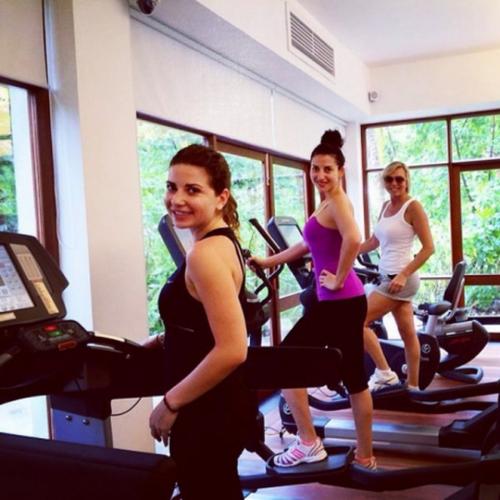 Как отдыхают российские звезды на Мальдивах