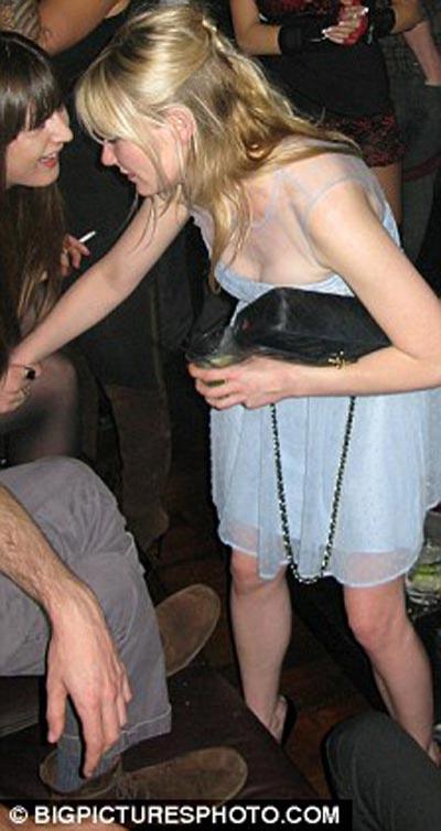 Кирстен Данст оторвалась с бойфрендом в Вегасе