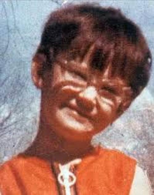 Знаменитости, над которыми издевались собственные родители