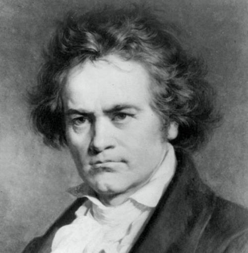 Знаменитости, над которыми издевались собственные родители