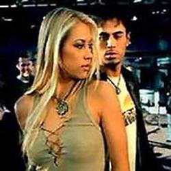 Как начинались романы звезд: знакомства на съемках