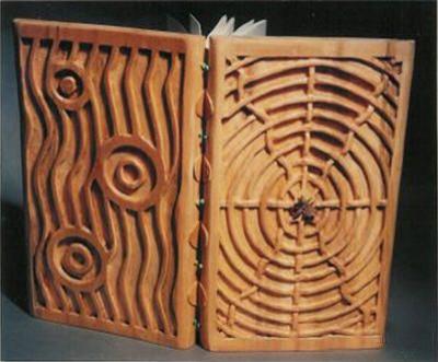 Самые необычные книги мира