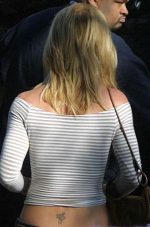 Интимные розы: какие татуировки в ходу у  звезд