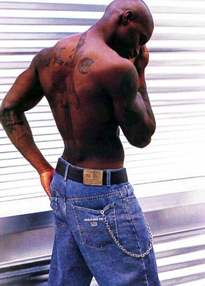 Интимные розы: какие татуировки в ходу у  звезд