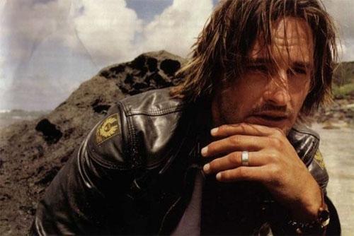 Актеры телесериала "Остаться в живых" заполонили глянцевые журналы